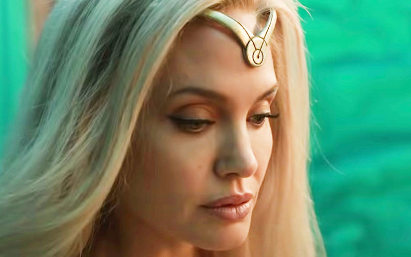Angelina Jolie hóa siêu anh hùng trong bom tấn “Eternals”