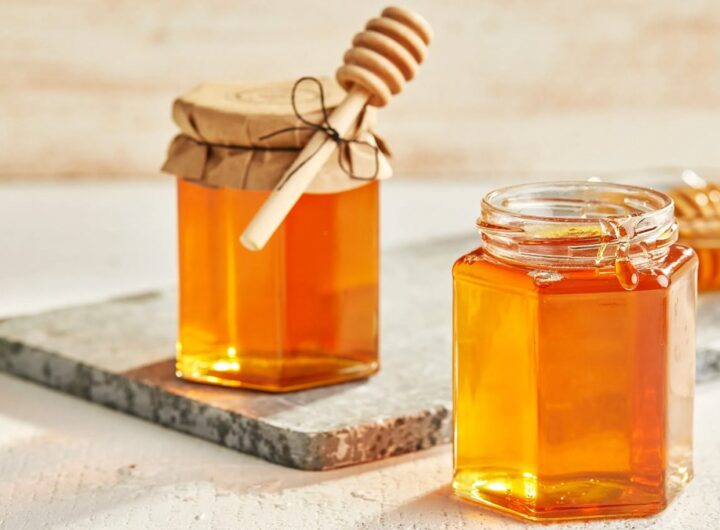Chữa cảm lạnh đơn giản bằng bài thuốc từ mật ong