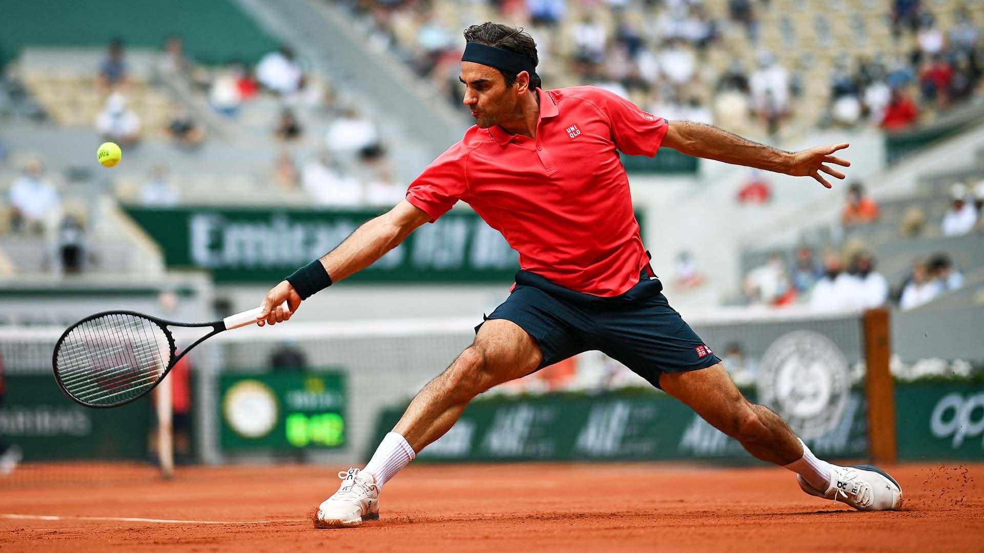 Roger Federer nhập cuộc đẳng cấp với chiến thắng đầu tiên