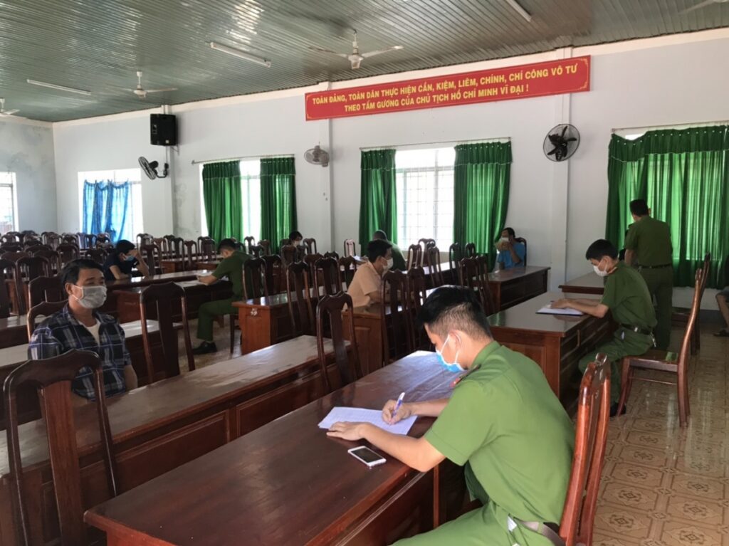 Lực lượng chức năng Đà Nẵng bắt giữ nhiều vụ việc đánh bạc trong thời gian giãn cách